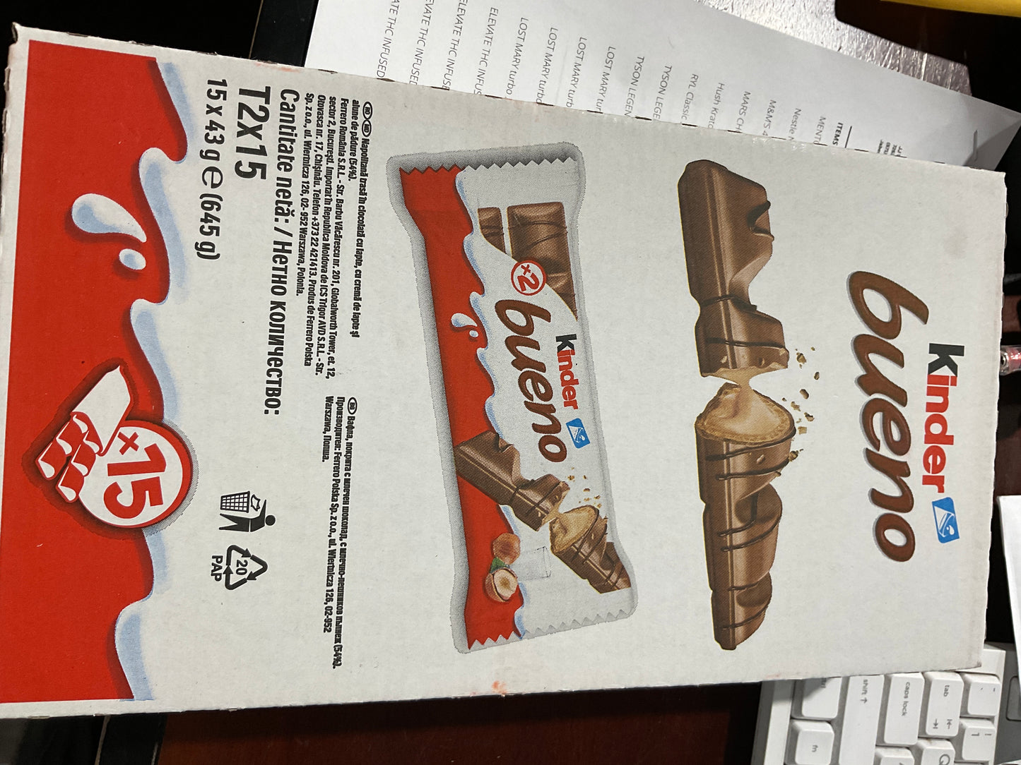 Kinder bueno 12x15pcs