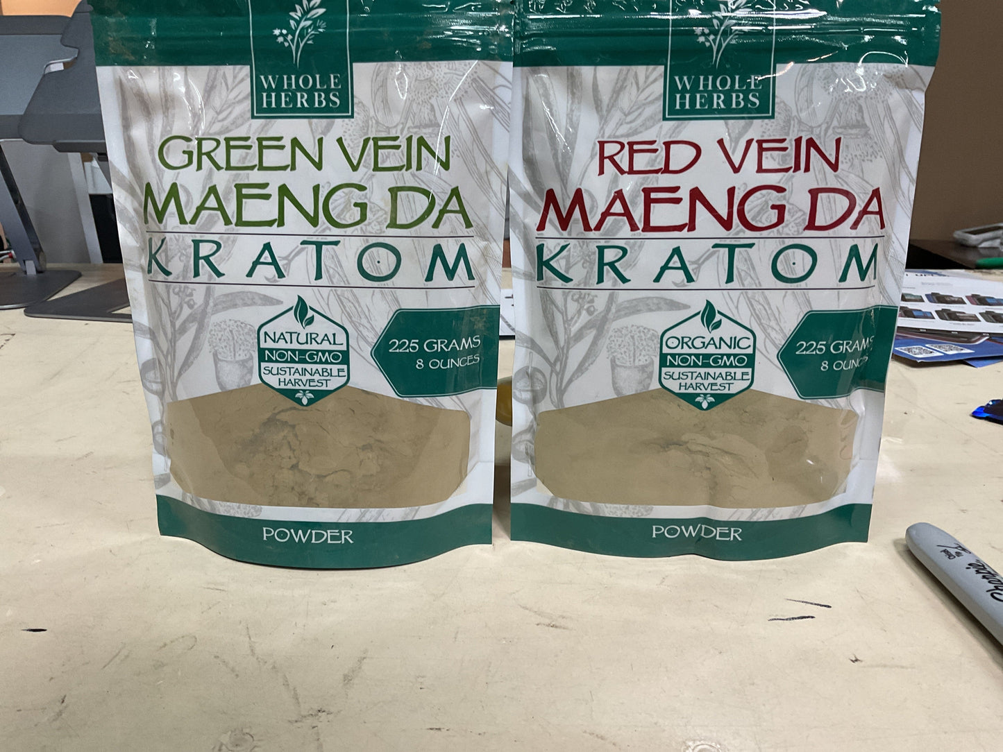 WHOLE HERBS KRATOM POWDER 225g/8oz bags