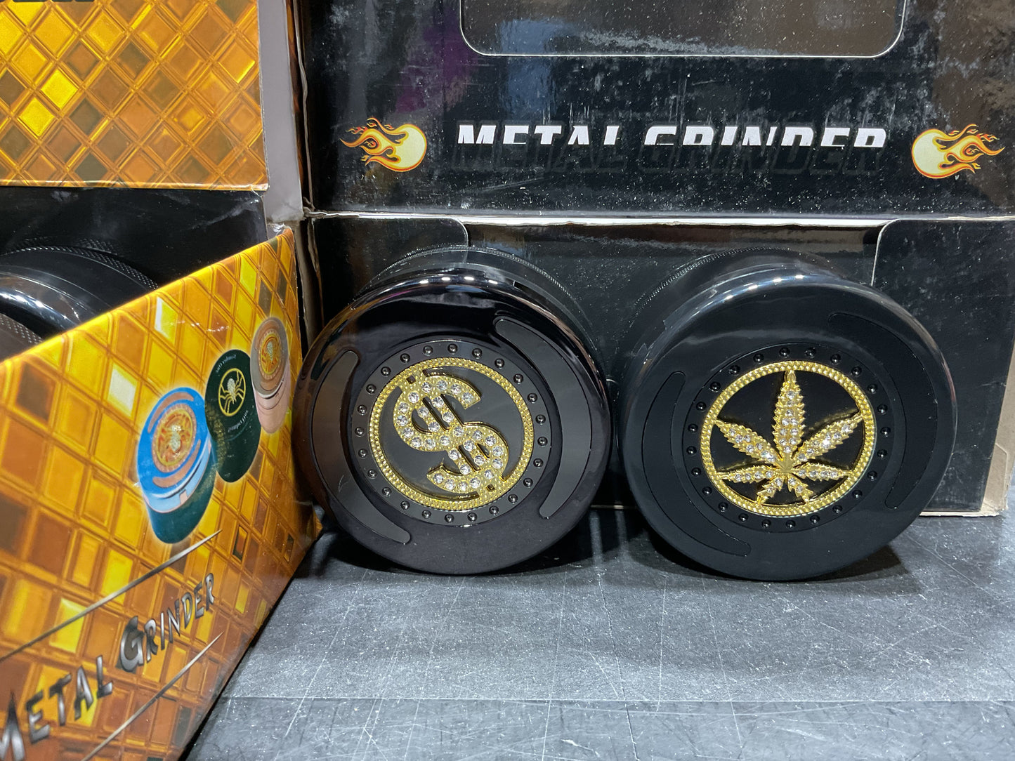 Metal Grinder (6 pcs)
