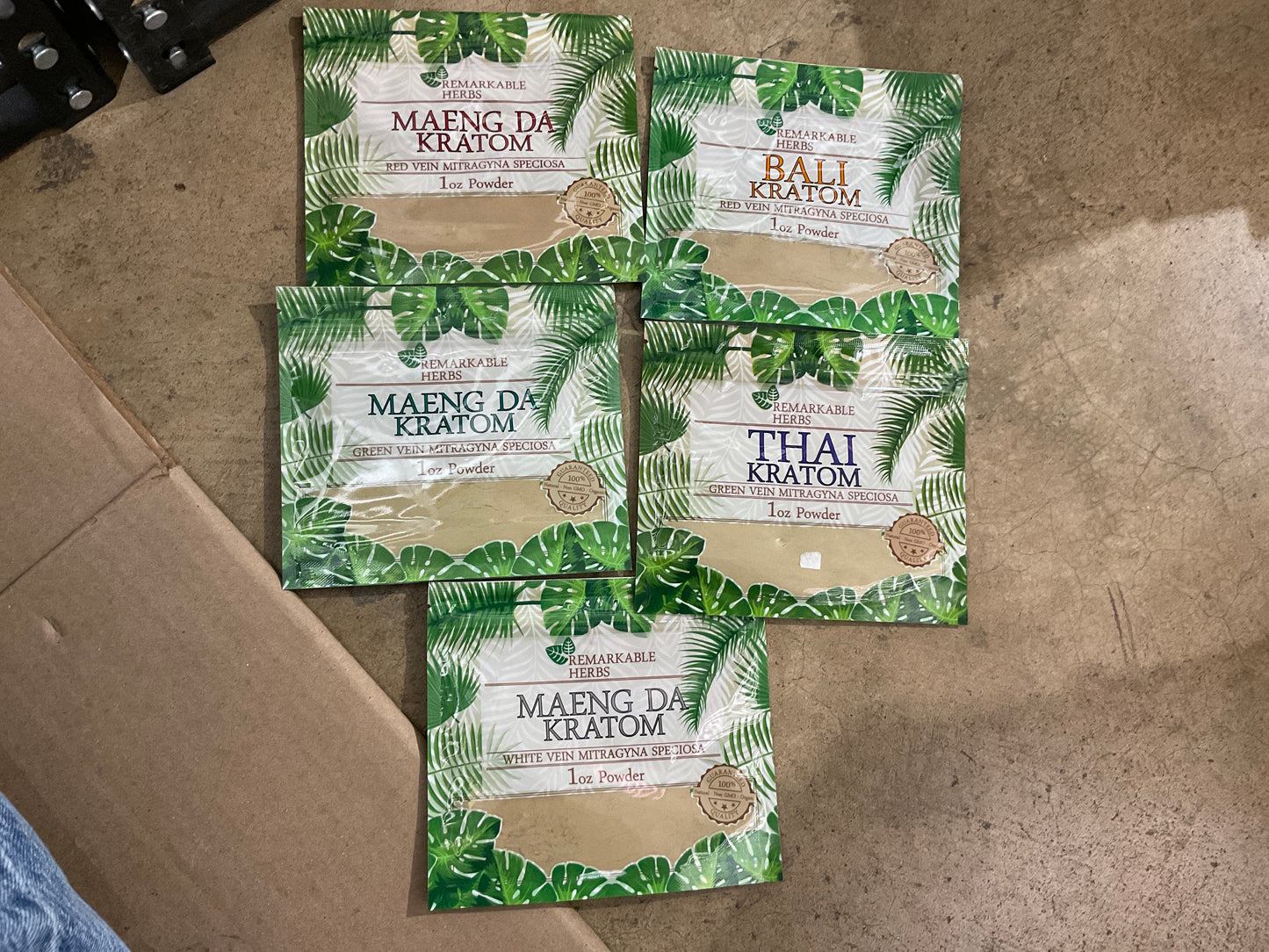 Remarkable Herbs Kratom 1ozPowder