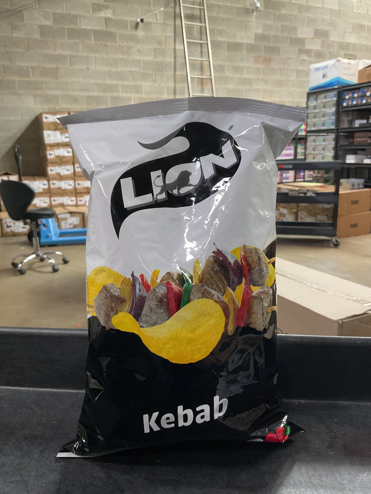 Lion chips large (15x140g)