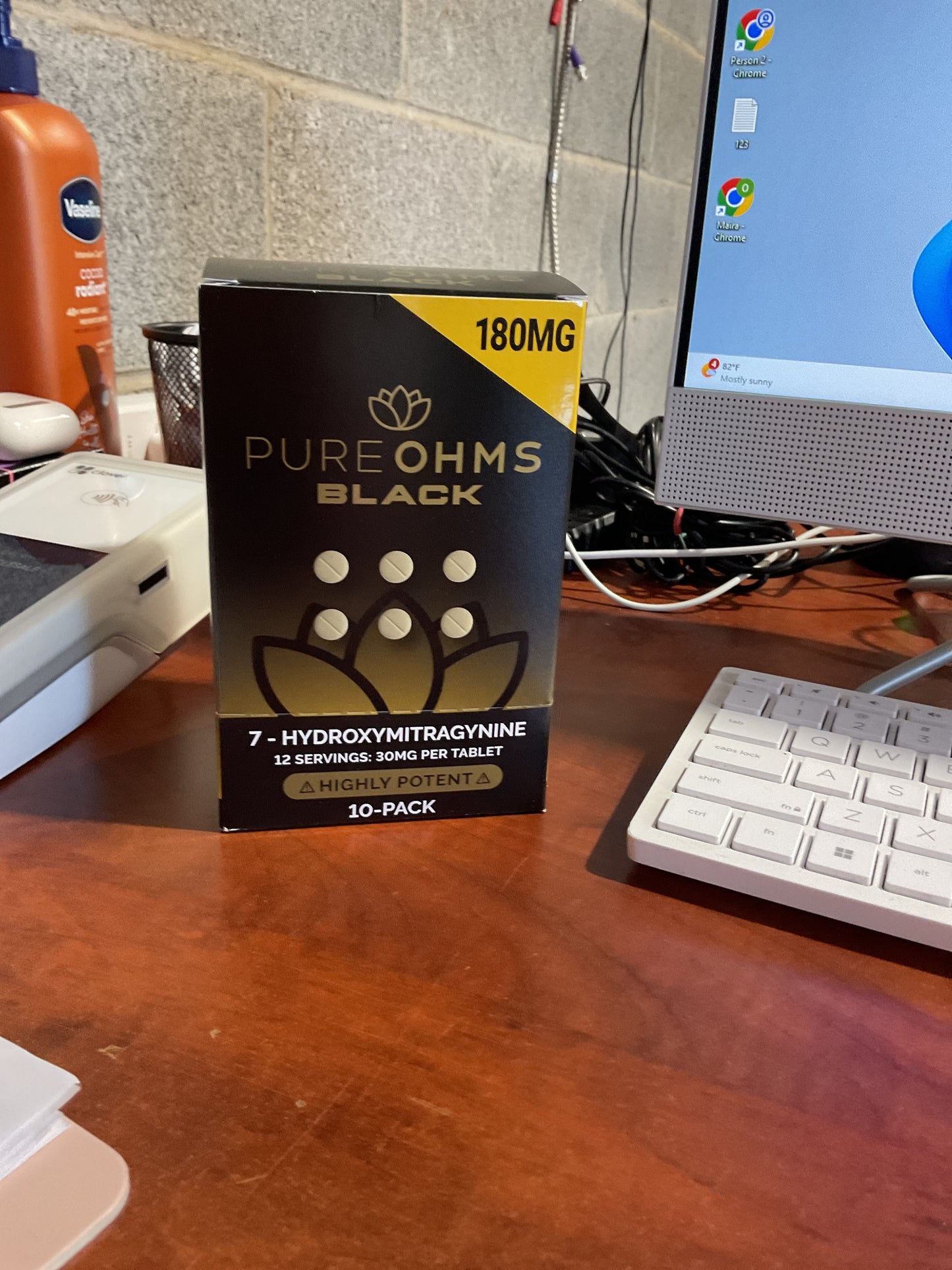 PURE OHMS BLACK