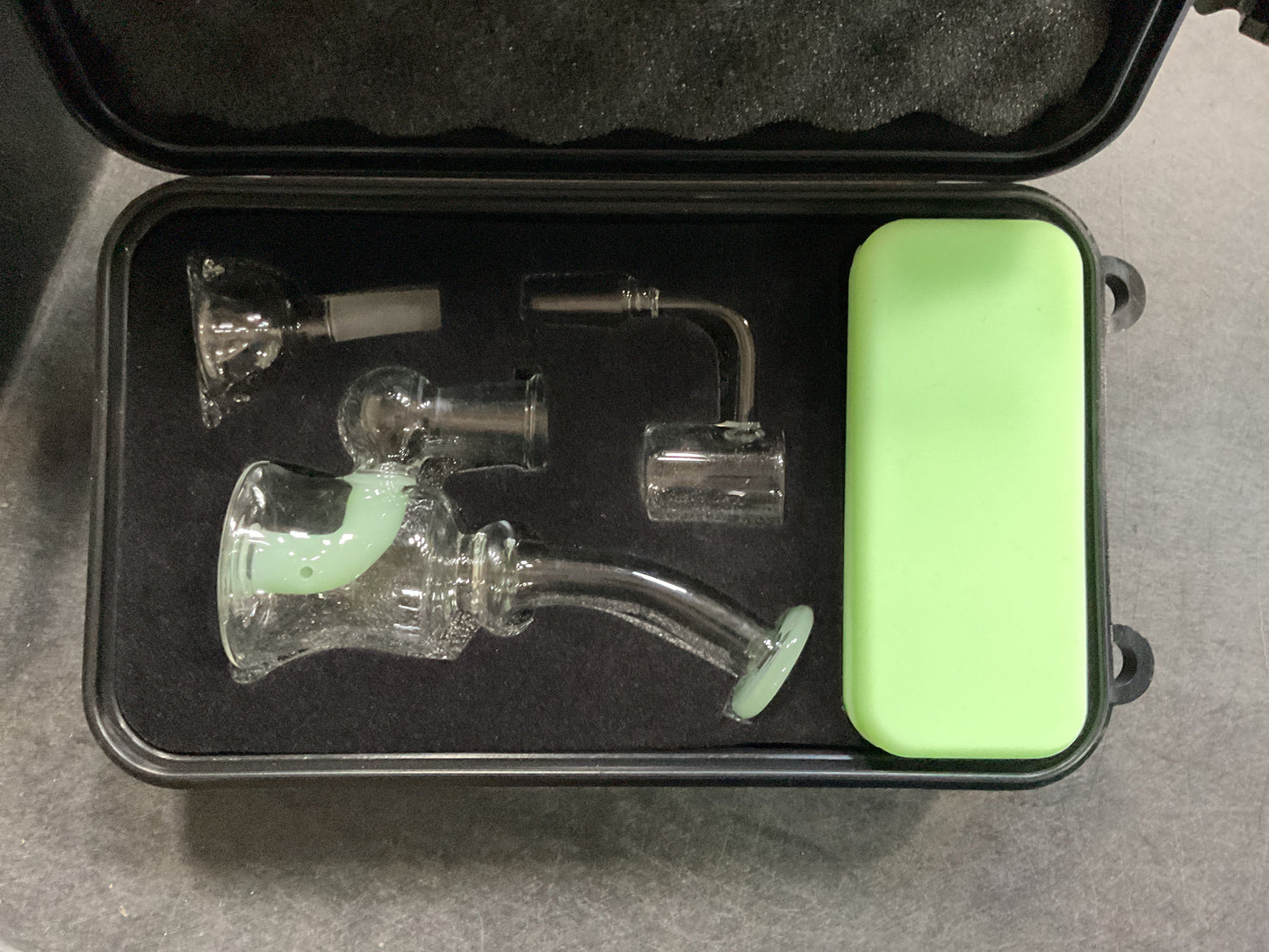 Kit Wax Glass