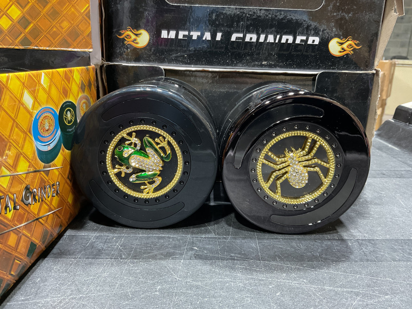 Metal Grinder (6 pcs)